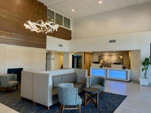 holiday inn express hotel and suites tracy by ihg