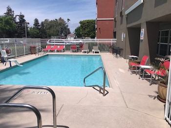 Holiday Inn Express Hotel & Suites Tracy By Ihg,San Joaquin>>Modesto,3 star