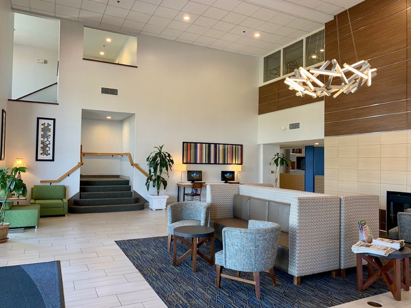 holiday inn express hotel and suites tracy by ihg