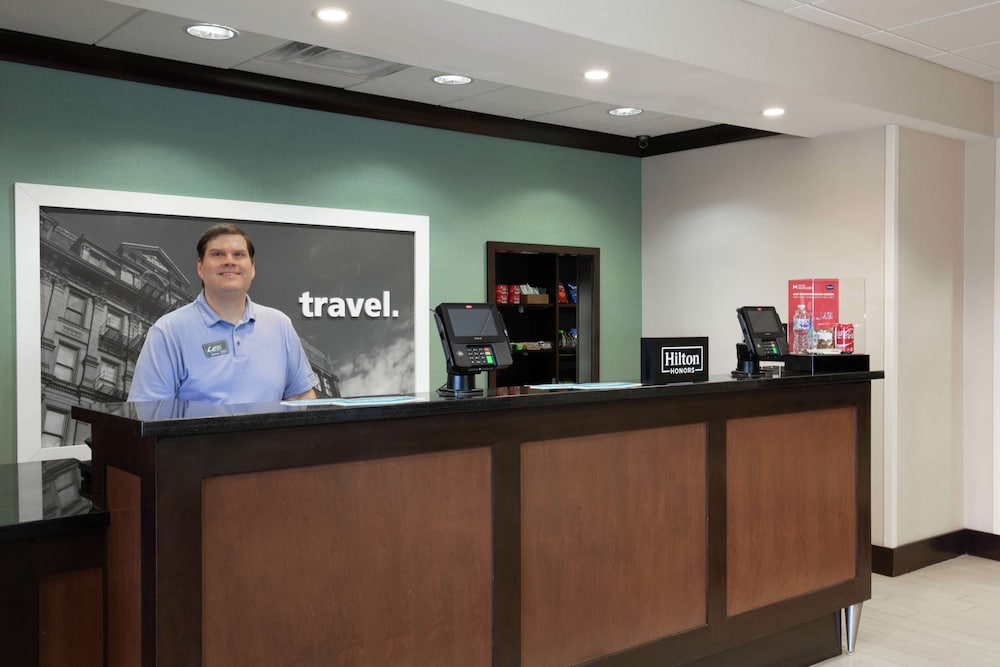 hampton inn and suites wheeling the highlands