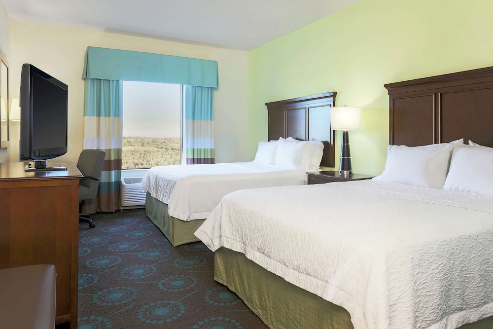 hampton inn and suites wheeling the highlands