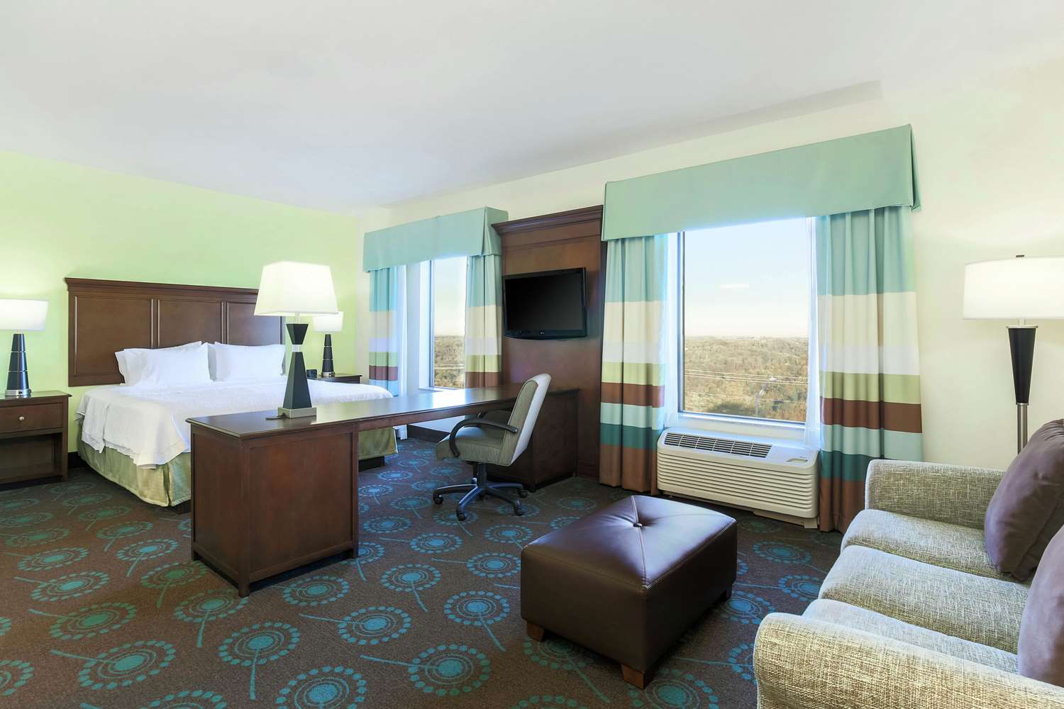 hampton inn and suites wheeling the highlands