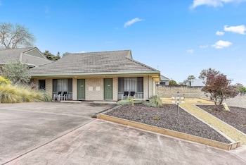 lakes resort mount gambier