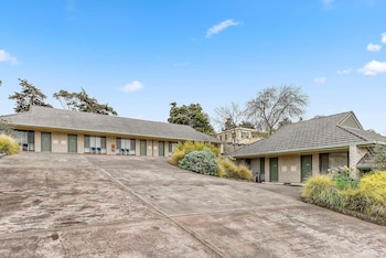 lakes resort mount gambier