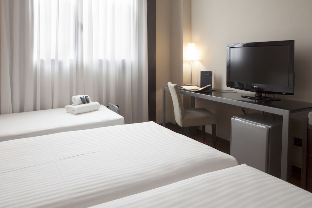 ac hotel valencia by marriott