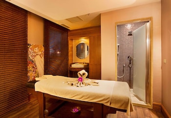 doubletree by hilton hotel van