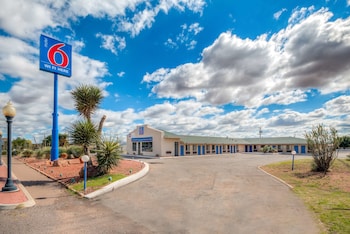 motel 6 van horn tx