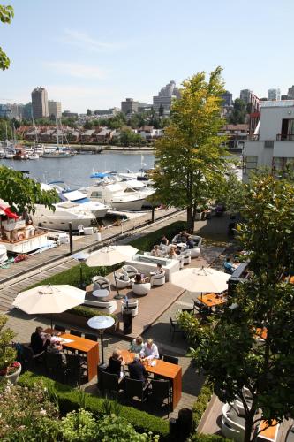 granville island hotel