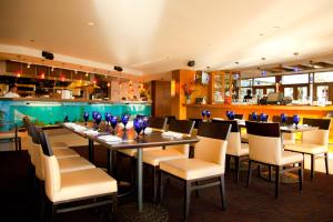 granville island hotel