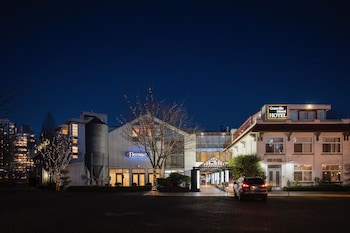 Granville Island Hotel,Fairview>>British Columbia,4 star