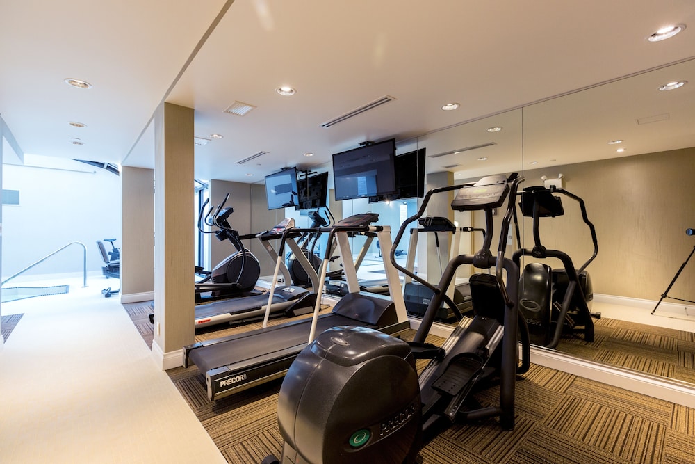 granville island hotel