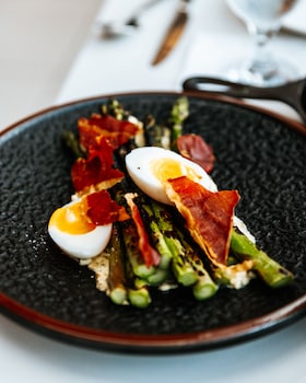 granville island hotel