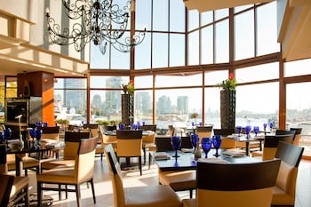 granville island hotel