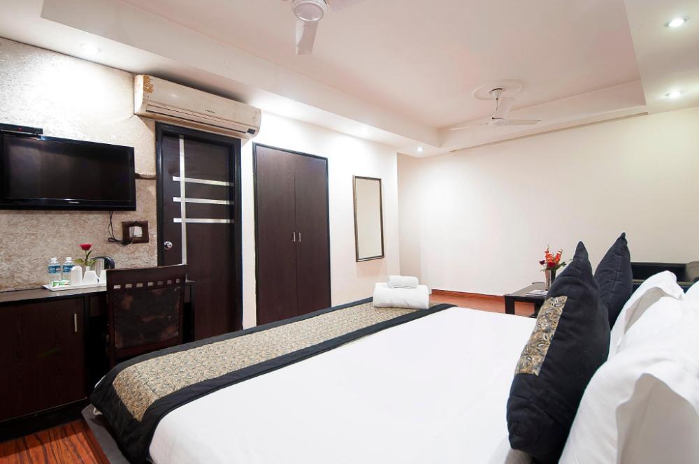 hotel apra international