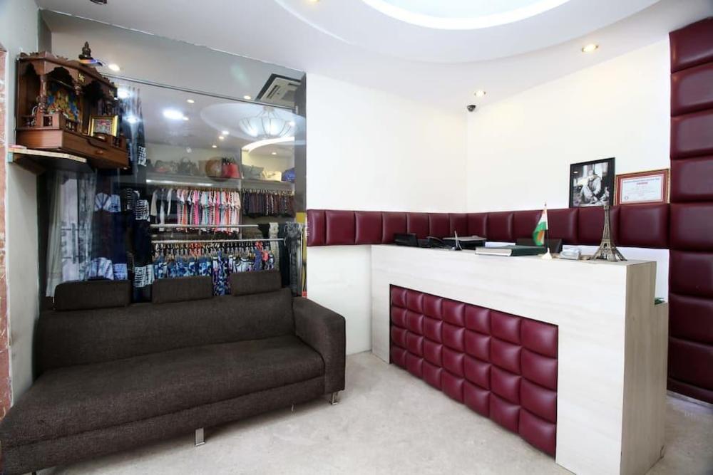 hotel apra international