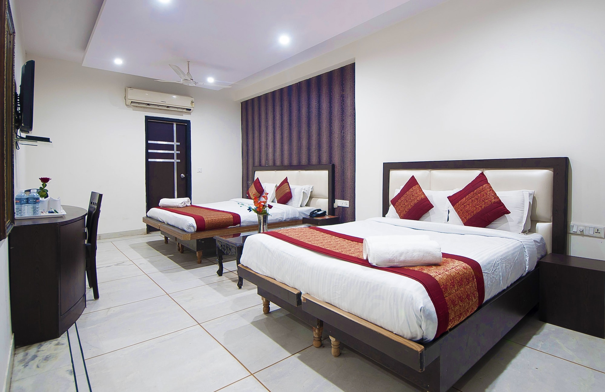 hotel apra international