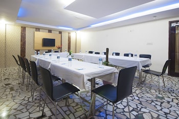 hotel apra international