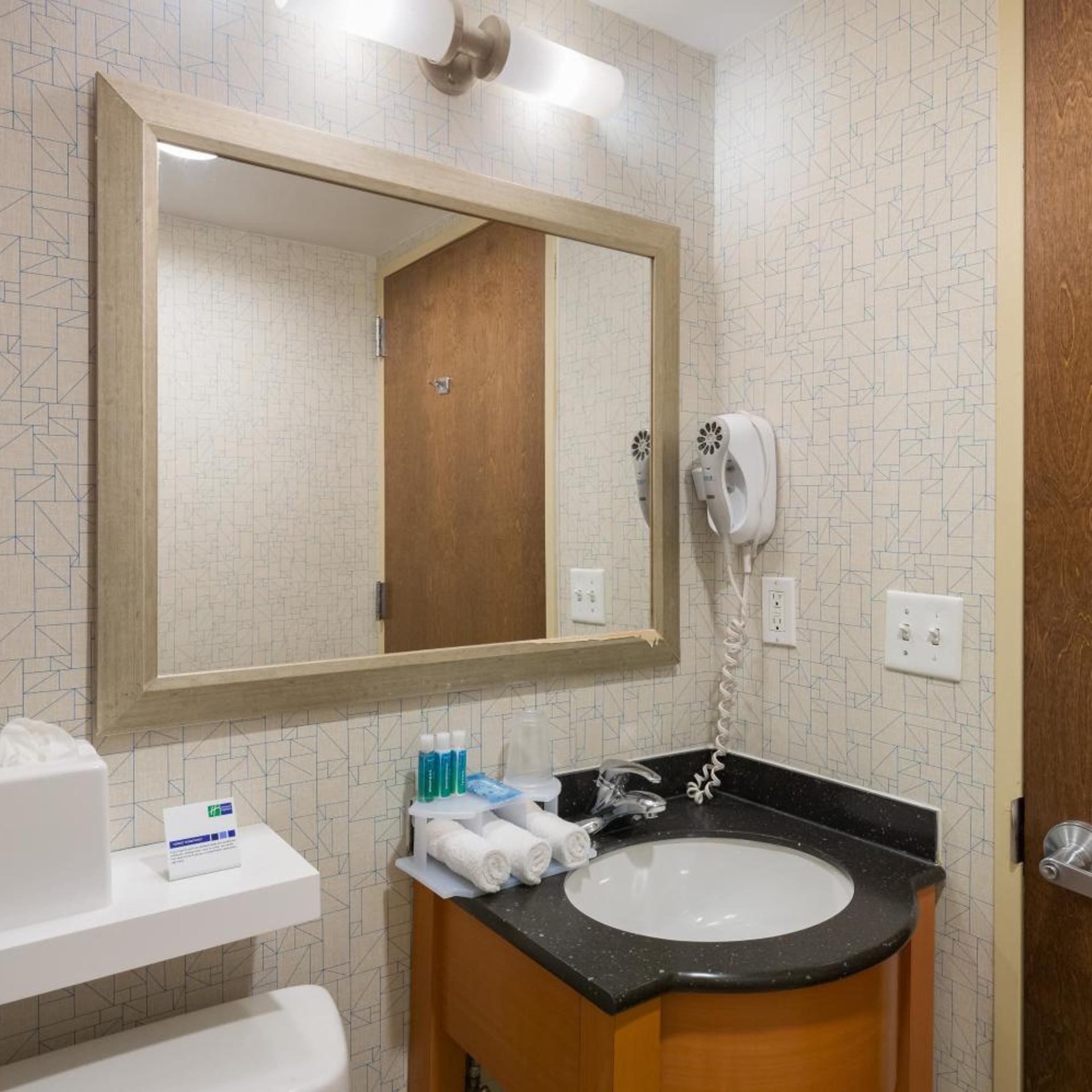 holiday inn express new york city times square by ihg