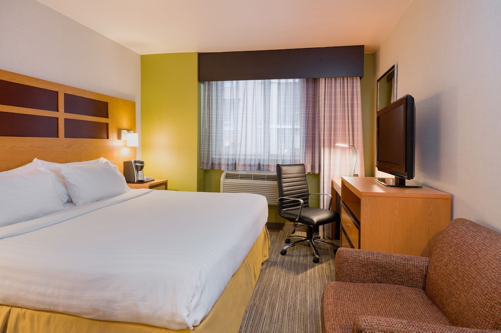 holiday inn express new york city times square by ihg