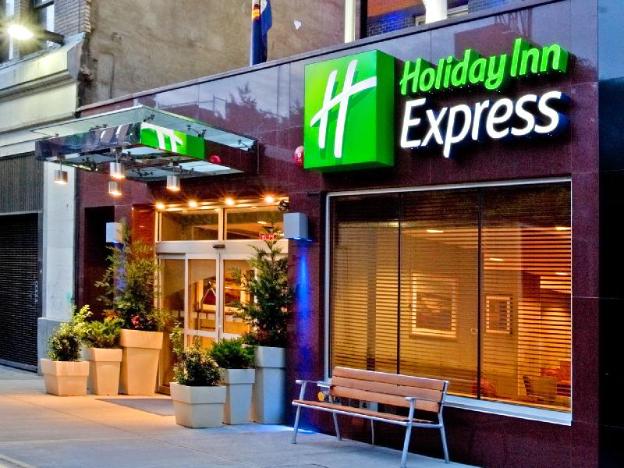 holiday inn express new york city times square by ihg