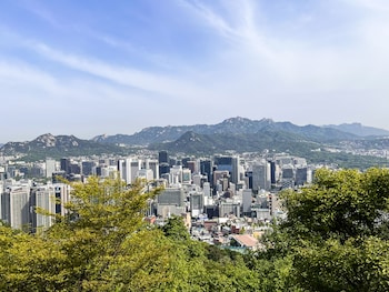 24 Guesthouse Dongdaemun Market,Dongmyo Shrine>>Seoul,2 star