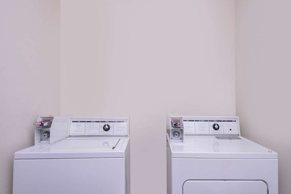 travelodge suites by wyndham newberg