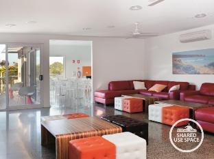 the island accommodation