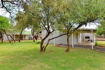 sundown country estate