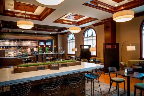 courtyard by marriott norfolk downtown