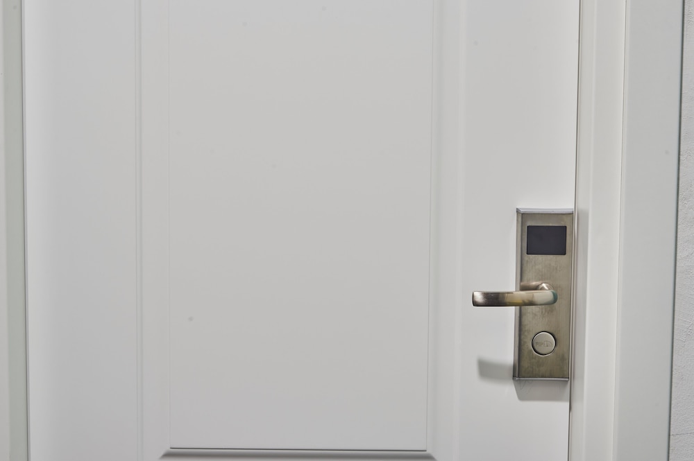 hotel brooklyn ex lombardi