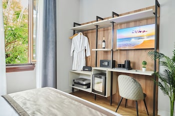 hotel brooklyn ex lombardi