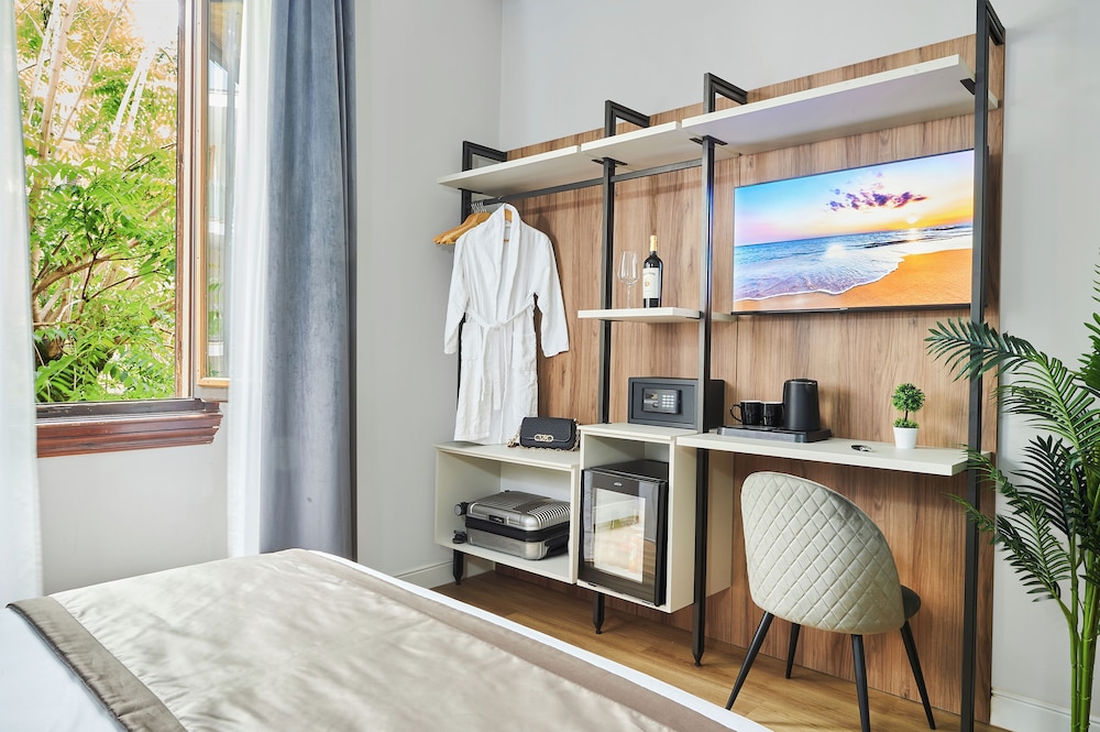 hotel brooklyn ex lombardi