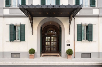 anglo american hotel florence curio collection by hilton