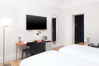 anglo american hotel florence curio collection by hilton