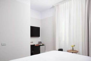 anglo american hotel florence curio collection by hilton