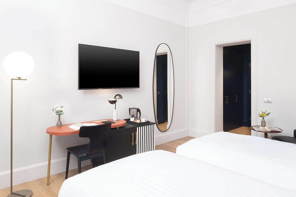 anglo american hotel florence curio collection by hilton