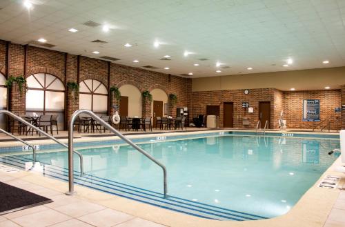 radisson hotel and conference center fond du lac