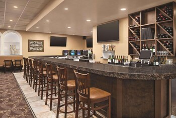 radisson hotel and conference center fond du lac