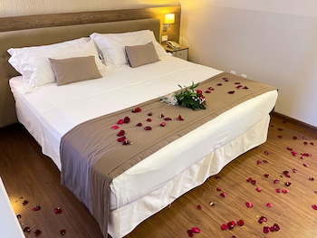 tryp by wyndham varginha cafe royal