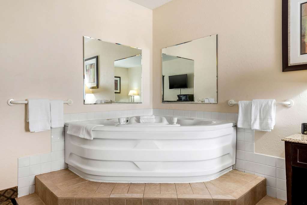 quality inn fort wayne