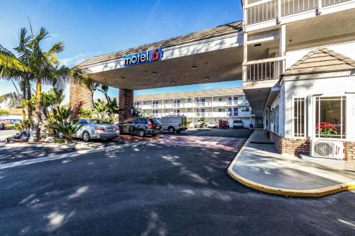 Motel 6 Fountain Valley, Ca - Huntington Beach Area,Fountain Valley>>Anaheim,2 star