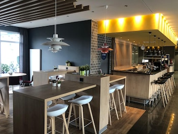 holiday inn express frankfurt messe by ihg