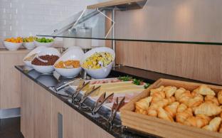 holiday inn express frankfurt messe by ihg