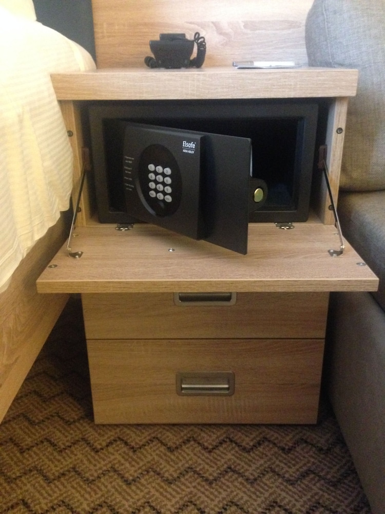 hampton by hilton glasgow central