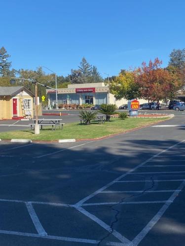 North Bay Inn Santa Rosa,Sonoma>>Santa Rosa,2 star