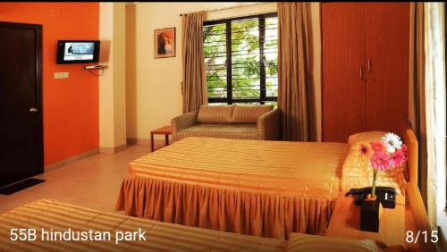 55B Hindustan Park,,3 star