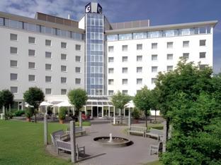 globana airport hotel