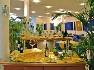 globana airport hotel