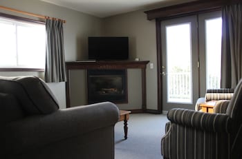 Bayview Wildwood Resort, Ascend Hotel Collection,Barrie - Orillia>>Barrie,3 star