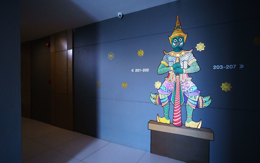 sanae hotel nimman